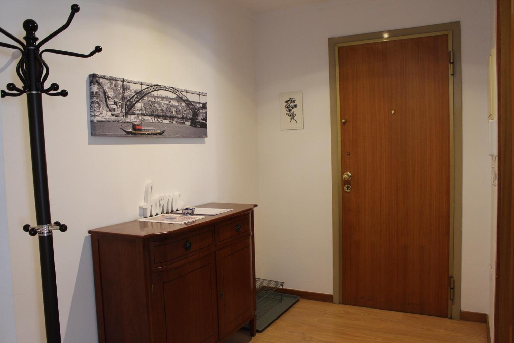Modern 1Br For 4 - Great For Long Stays, 10 Min To Attractions บีลาโนวาเดกายา ภายนอก รูปภาพ